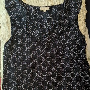 Dress shirt LOFT women's size Medium ( M) Navy blue w flower patterns and ruffle
